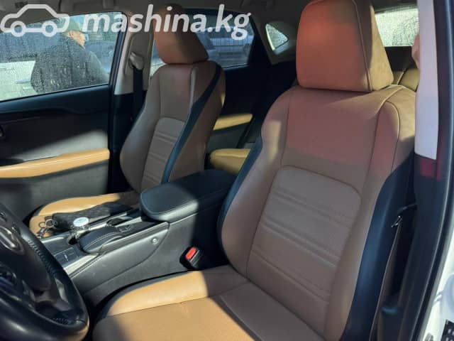 Lexus NX I 200t 2.0 AT 4WD