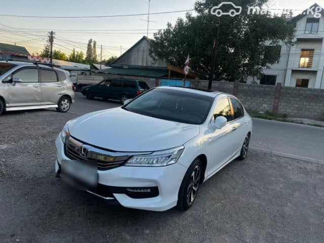 Honda Accord IX Рестайлинг 2.4 CVT