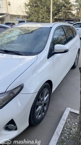 Toyota Auris II 1.8hyb CVT