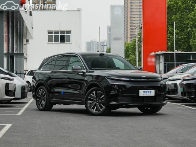 LiXiang L6 1.5hyb AT 4WD