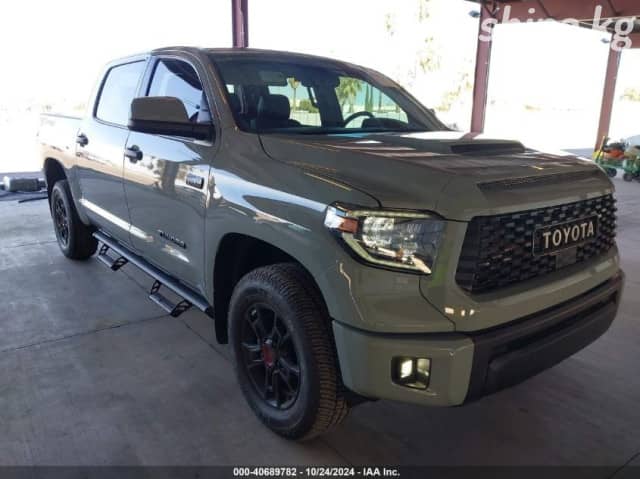Toyota Tundra II Рестайлинг CrewMax 5.7 AT 4WD