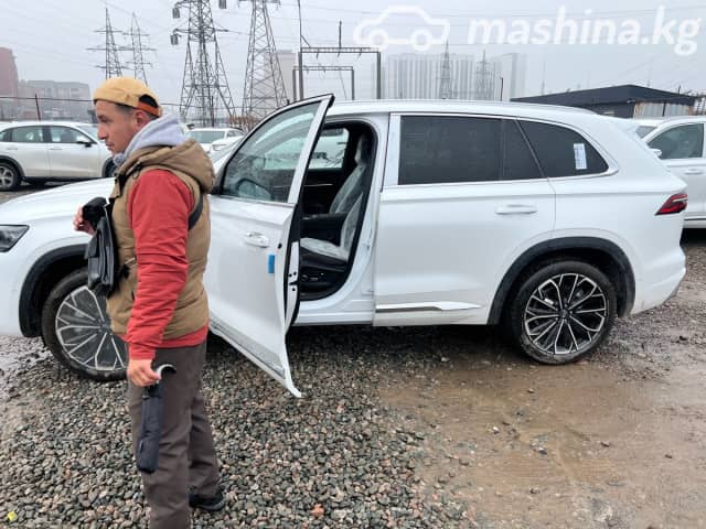 Geely Monjaro I Рестайлинг 2.0 AT 4WD