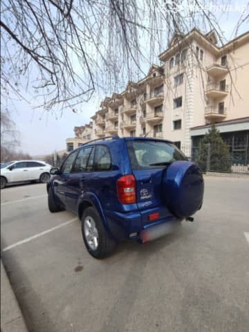 Toyota RAV4 II (XA20) Рестайлинг 2.0 AT 4WD
