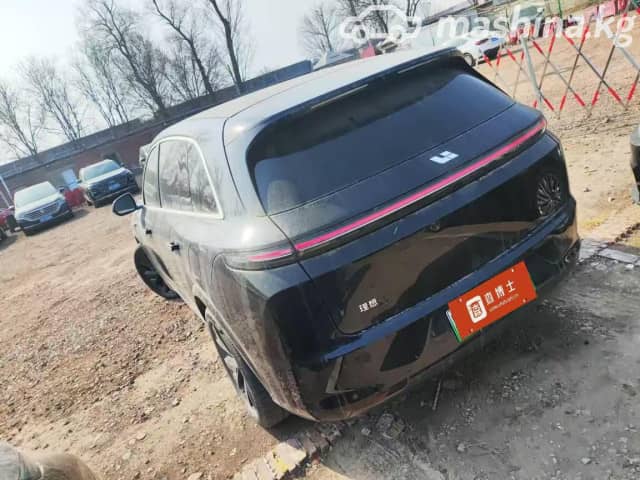 LiXiang L7 Pro 1.5hyb AT 4WD
