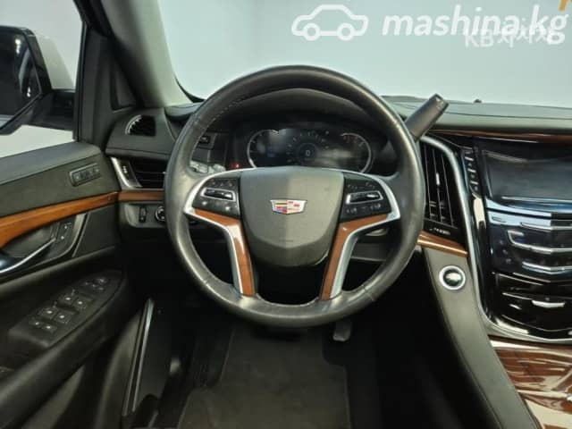 Cadillac Escalade IV 6.2 AT 4WD