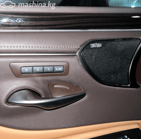 Lexus ES VII 300h 2.5hyb CVT