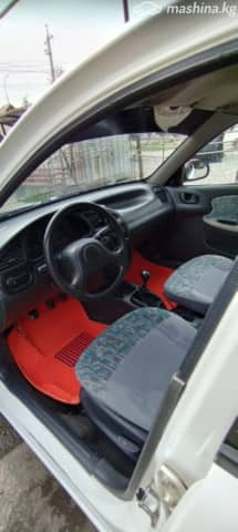 Daewoo Lanos (Sens) 1.5 MT