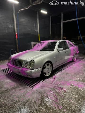 Mercedes-Benz E-Класс II (W210, S210) 320 3.2 AT