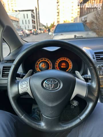 Toyota Auris I