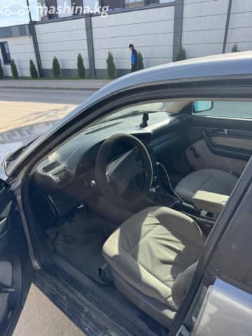 Audi 100 IV (C4) 2.0 MT