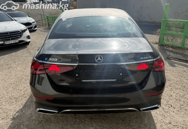 Mercedes-Benz E-Класс VI (W214, S214) 300 2.0 AT 4WD