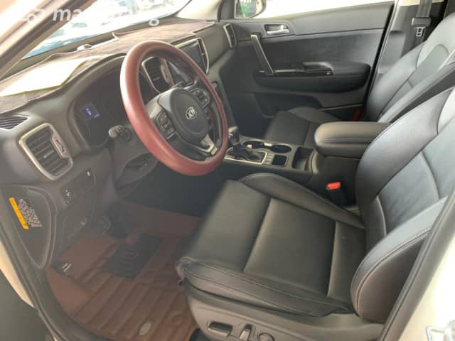 Kia Sportage IV 2.0d AT