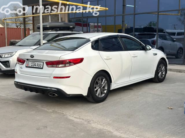 Kia K5 II 2.0 AT