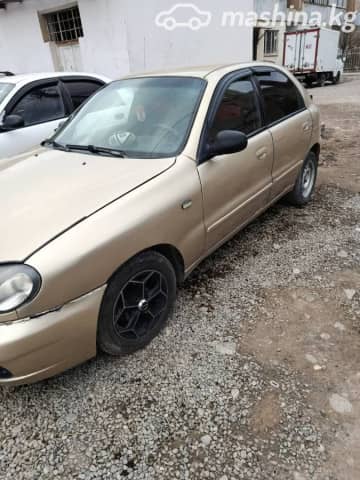 Chevrolet Lanos I 1.5 MT
