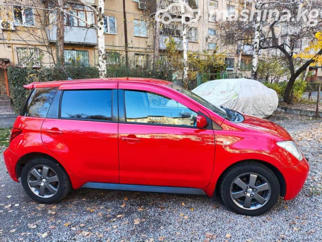 Toyota Ist I 1.3 AT