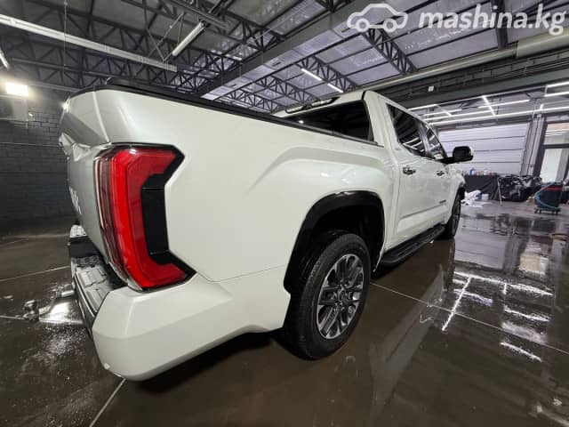 Toyota Tundra III CrewMax 3.5hyb AT 4WD