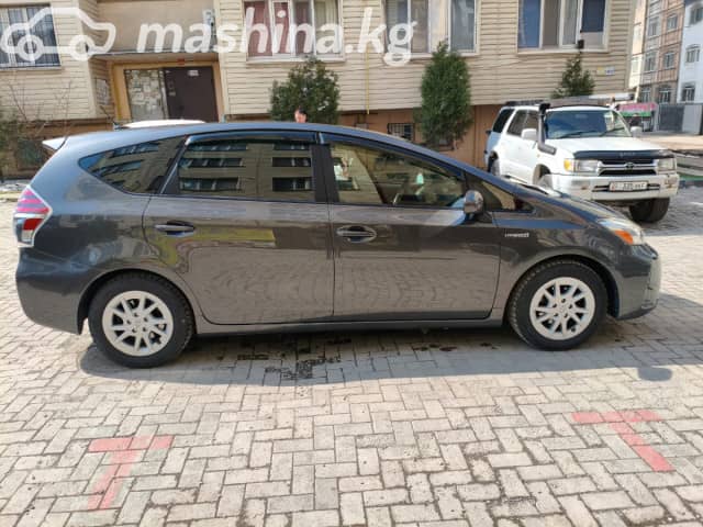 Toyota Prius v (+) I Рестайлинг (ZVW40/41) 1.8hyb AT