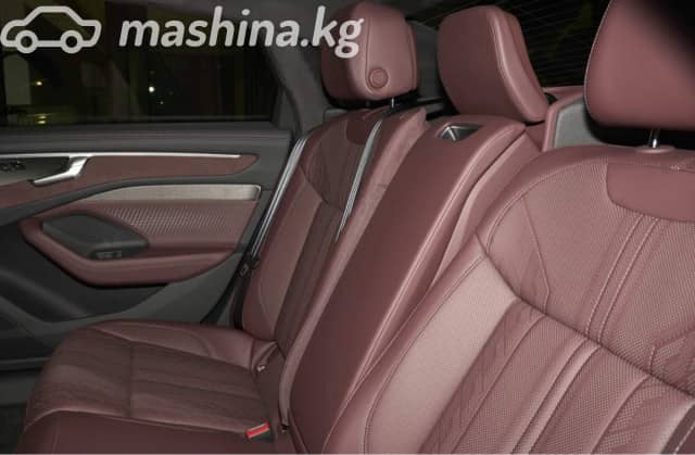 Audi A6 V (C8) Рестайлинг 45 TFSI Long 2.0 AMT 4WD