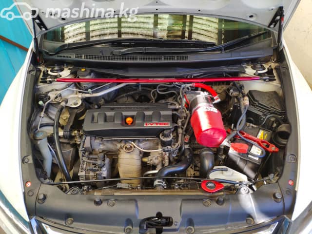 Honda Stream II 2.0 CVT