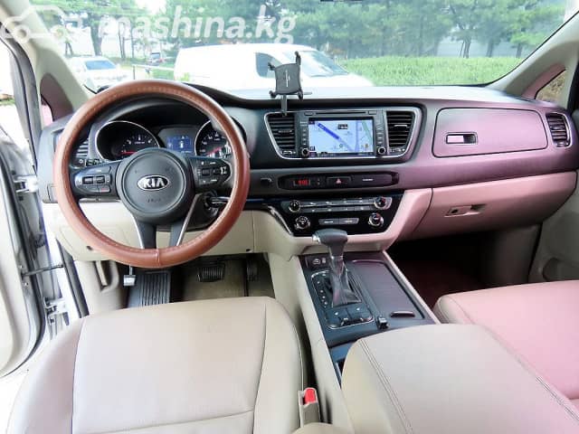 Kia Carnival III 2.2d AT