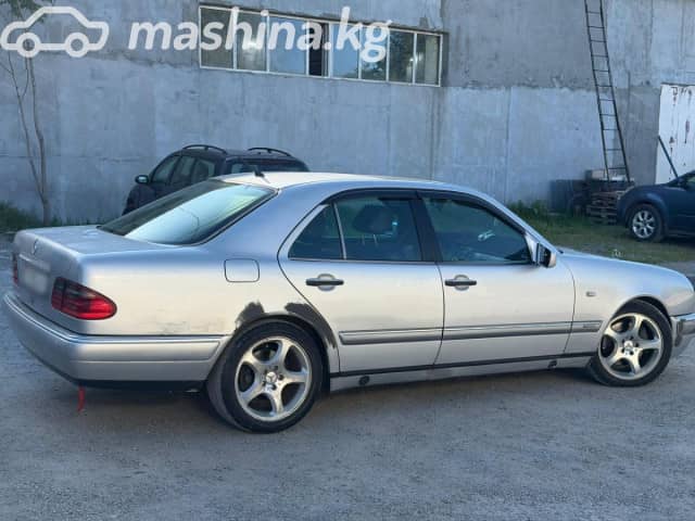 Mercedes-Benz E-Класс II (W210, S210) 420 4.2 AT