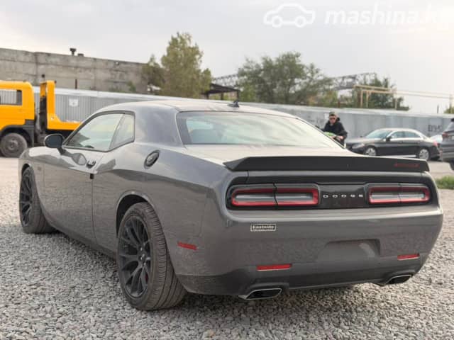 Dodge Challenger III Рестайлинг 2 6.4 AT
