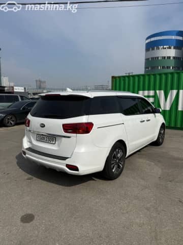 Kia Carnival III 2.2d AT