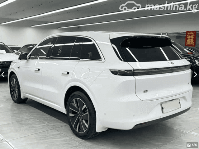 LiXiang L6 1.5hyb AT 4WD