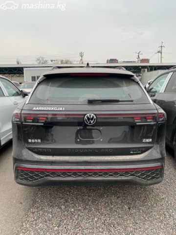 Volkswagen Tiguan III (China Market) 2.0 AMT 4WD