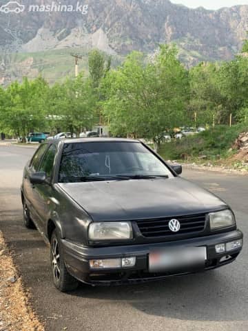 Volkswagen Vento 1.8 MT