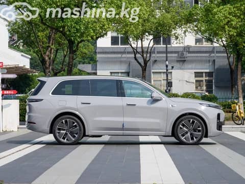 LiXiang L9 Рестайлинг 1.5hyb AT 4WD