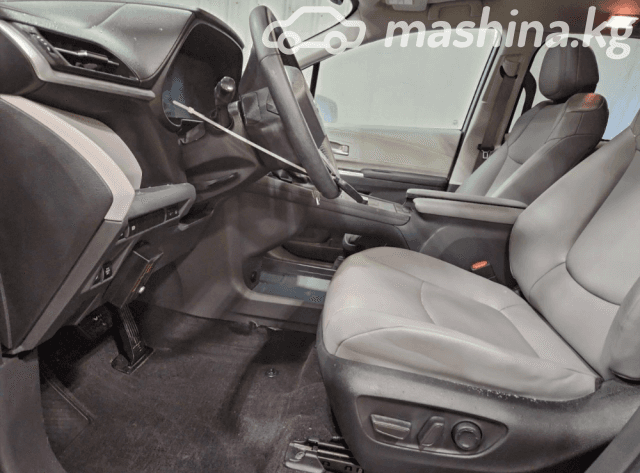 Toyota Sienna IV 2.5hyb AT