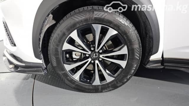 Lexus NX I Рестайлинг 200 2.0 CVT