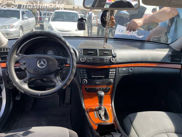 Mercedes-Benz E-Класс III (W211, S211) Рестайлинг 220 2.2d AT
