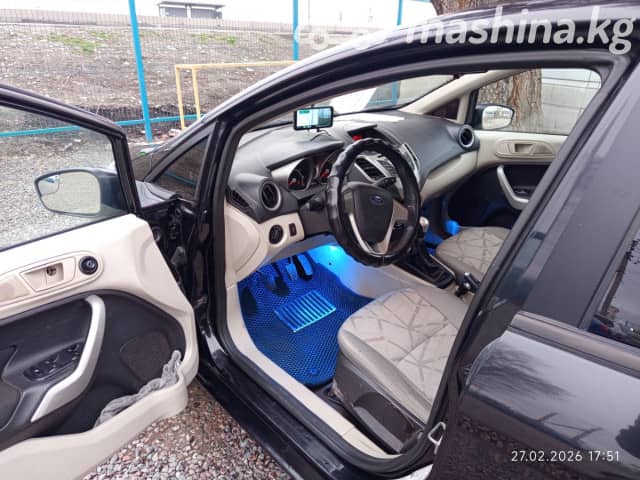 Ford Fiesta Mk6 1.6 MT