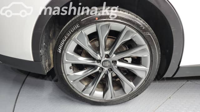 Toyota Crown XVI (S230) 2.5hyb CVT 4WD