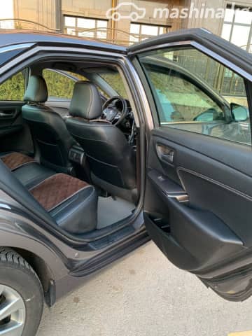 Toyota Camry VII (XV50) Рестайлинг 2.5 AT