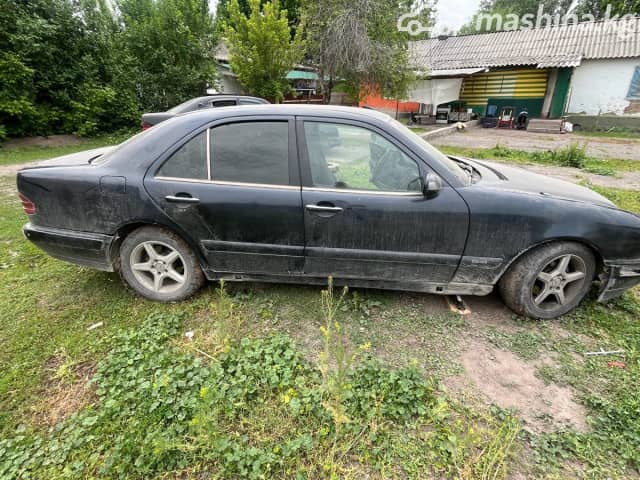 Mercedes-Benz E-Класс II (W210, S210) Рестайлинг 220 2.2d AT