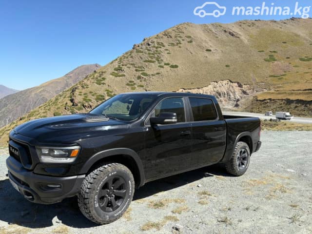 RAM 1500 V Quad Cab 5.7 AT 4WD