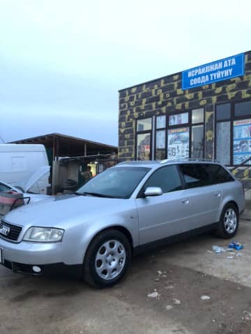 Audi A6 II (C5) Рестайлинг 2.4 MT