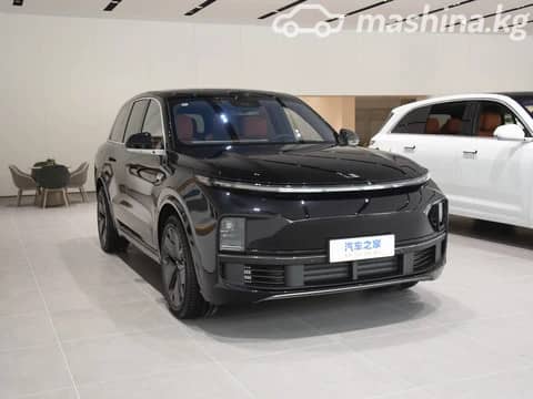 LiXiang L8 Рестайлинг 1.5hyb AT 4WD