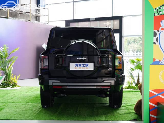 BYD FangChengBao Leopard 8 2.0hyb AT 4WD