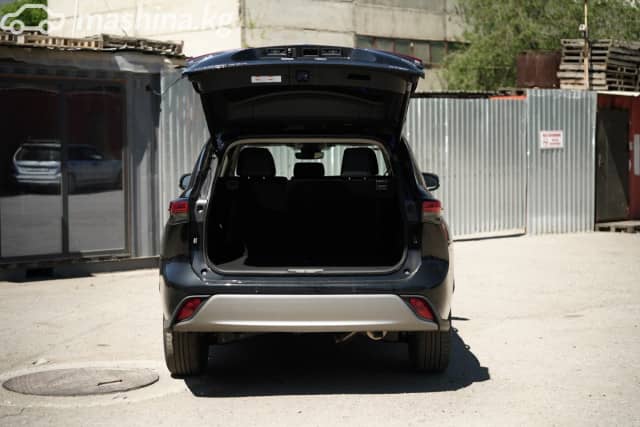 Toyota Highlander IV (U70) 2.5hyb AT 4WD