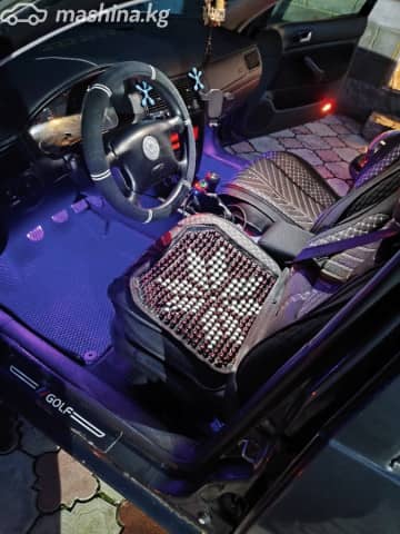 Volkswagen Golf IV 1.6 MT