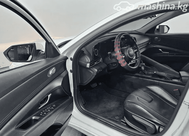 Hyundai Avante VII 1.6 AMT
