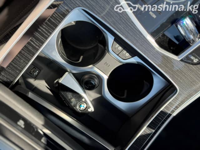 BMW X7 I (G07) Рестайлинг 40i 3.0 AT 4WD