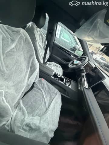 Volkswagen Tiguan III (China Market) 2.0 AMT 4WD