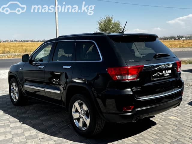 Jeep Grand Cherokee IV (WK2) 5.7 AT 4WD