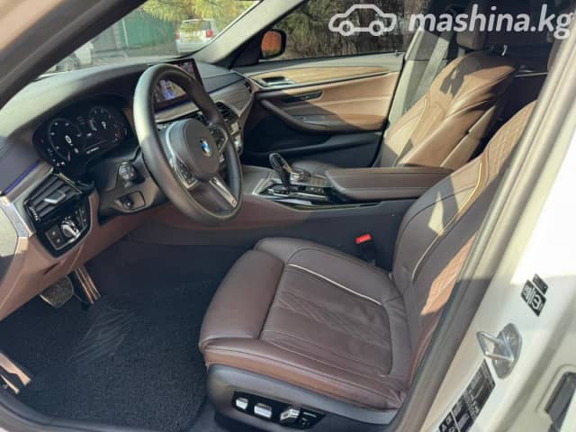 BMW 5 серии VII (G30/G31) 520d xDrive 2.0d AT 4WD