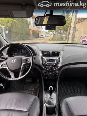 Hyundai Accent IV 1.4 CVT